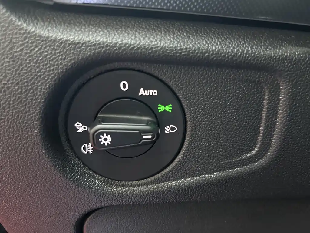 Volkswagen 帕萨特插电混动 — миниатюра 22