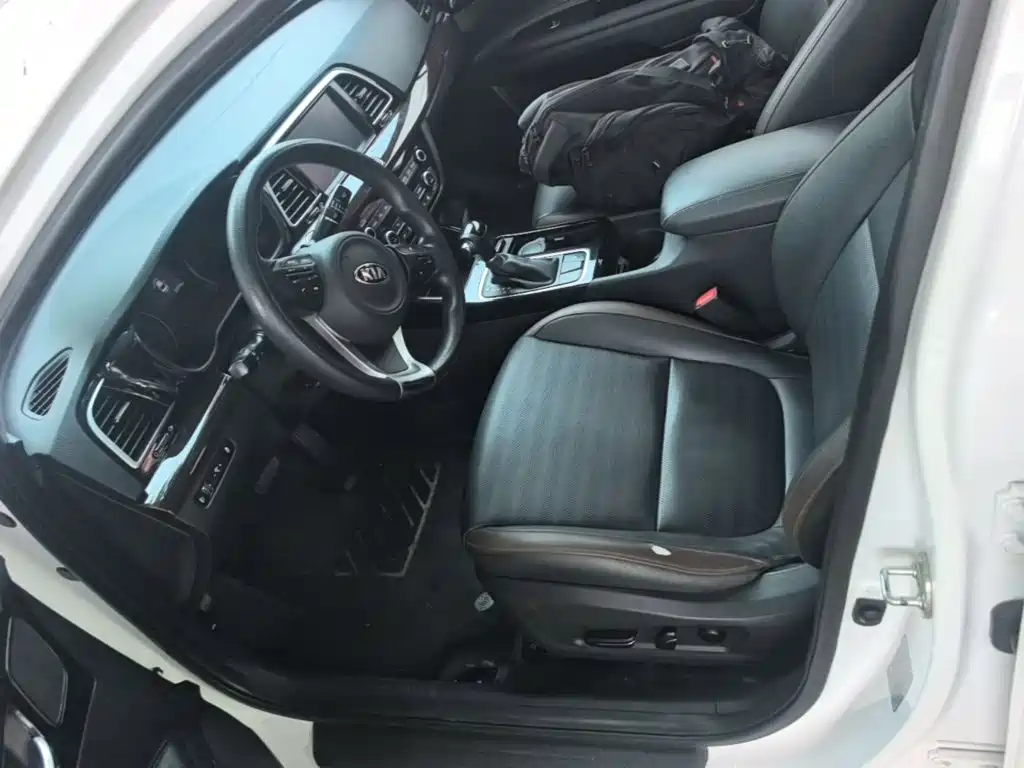 Kia K4 — миниатюра 15
