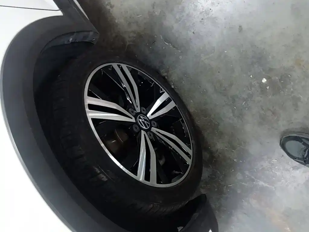 Volkswagen Touran — миниатюра 23