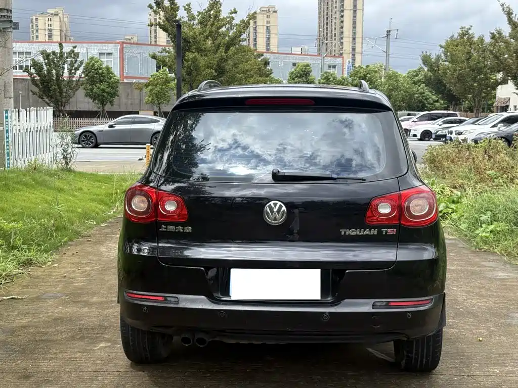 Volkswagen Tiguan — миниатюра 12