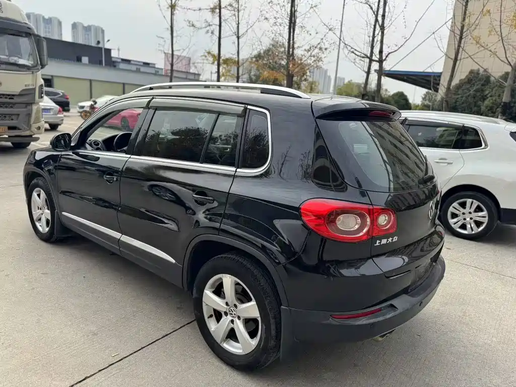 Volkswagen Tiguan 2013 1.8TSI AT