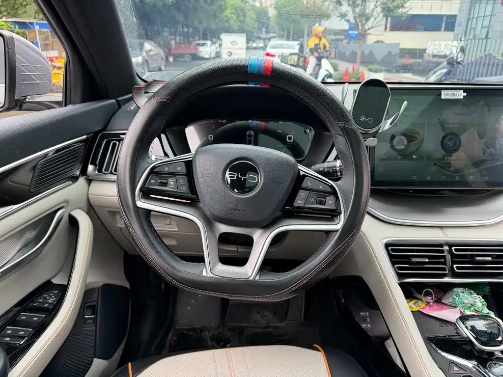 BYD PLUS New Energy — миниатюра 14