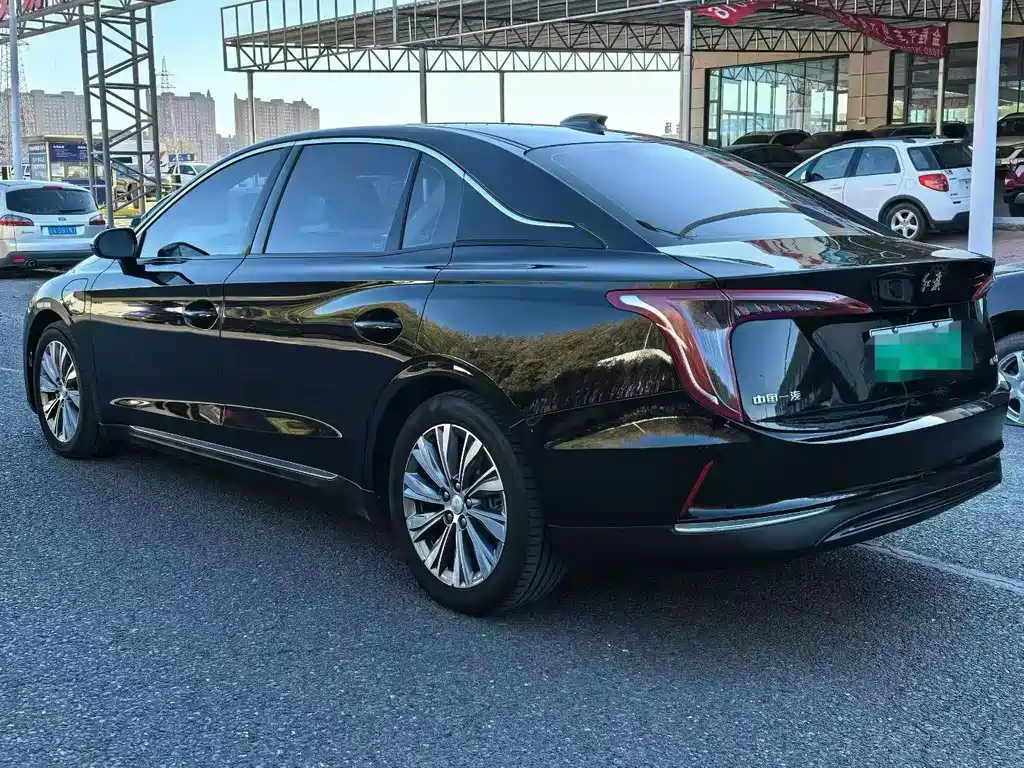 Hongqi Hongqi E-QM5 — миниатюра 8