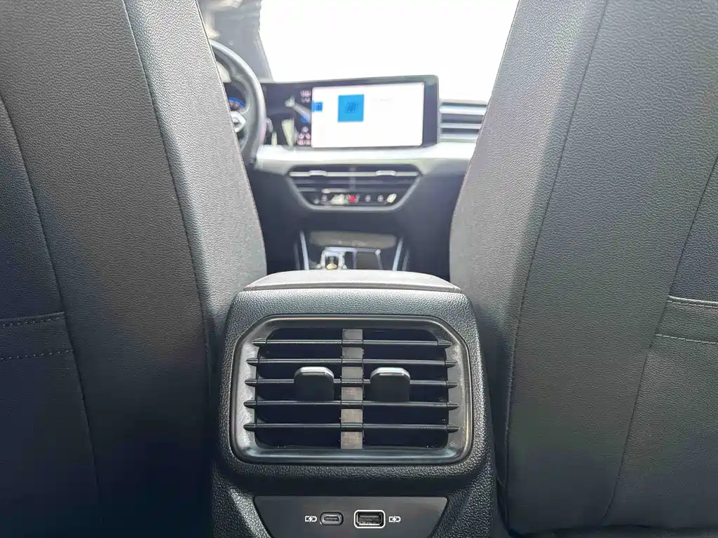 Volkswagen Lamando — миниатюра 16