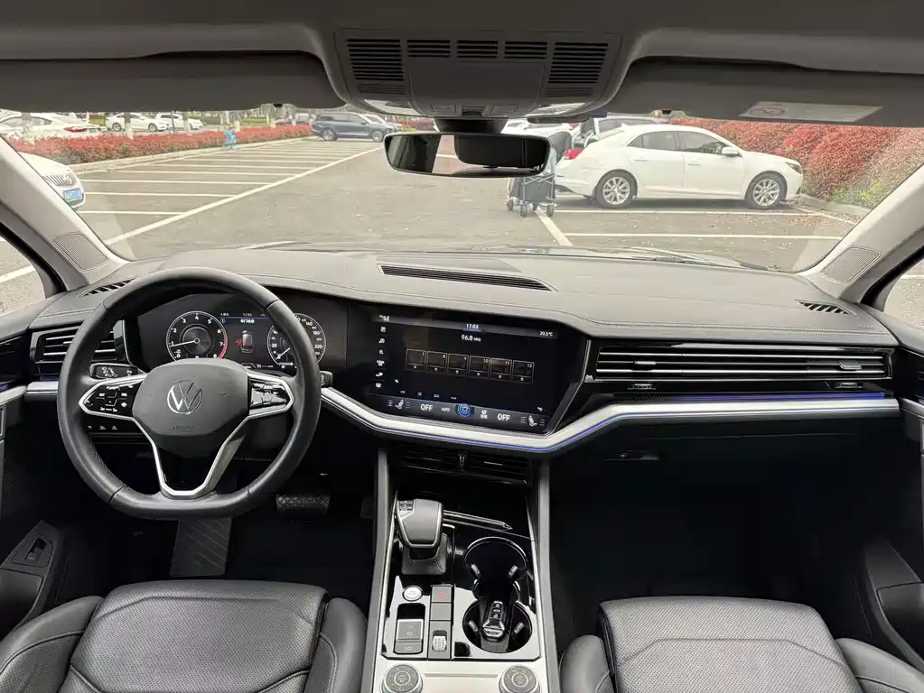 Volkswagen Touareg — миниатюра 7