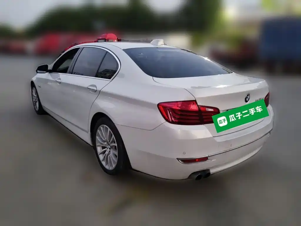 BMW 5 Series — миниатюра 25
