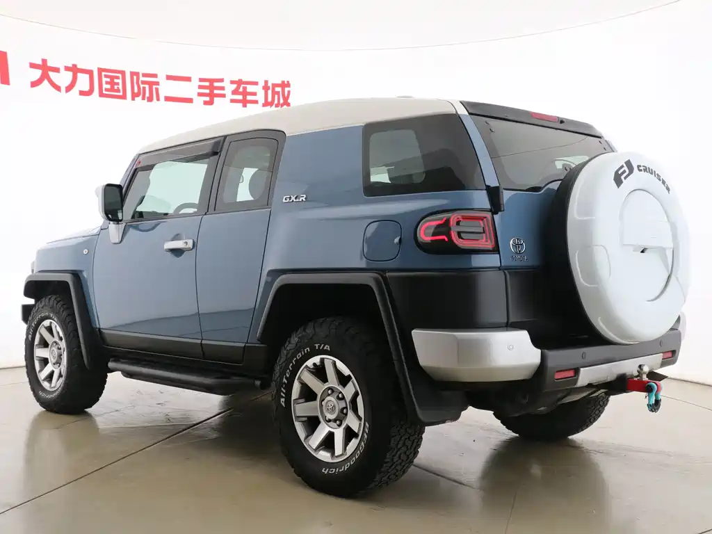 Toyota FJ Cruiser — миниатюра 14