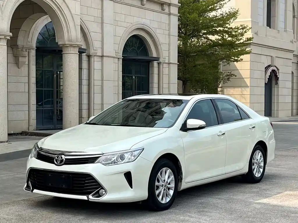 Toyota Camry 2017