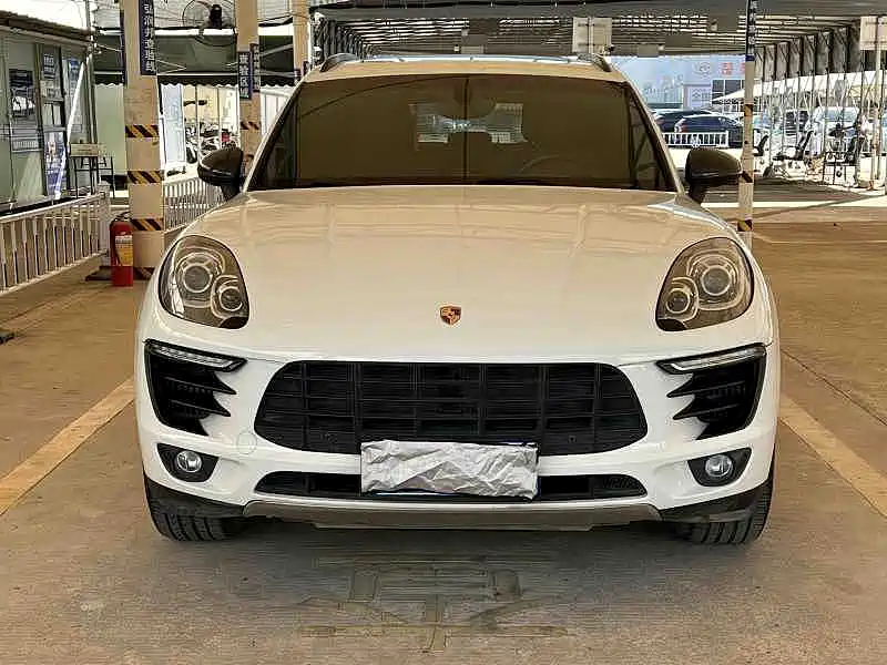 Porsche Macan — миниатюра 2