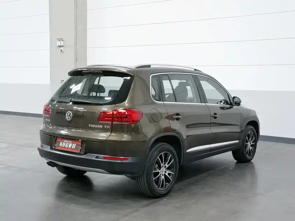 Volkswagen Tiguan — миниатюра 2