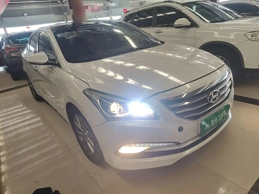 Hyundai Mistra — миниатюра 4
