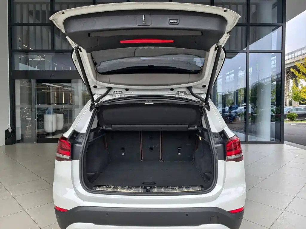 BMW X1 — миниатюра 15