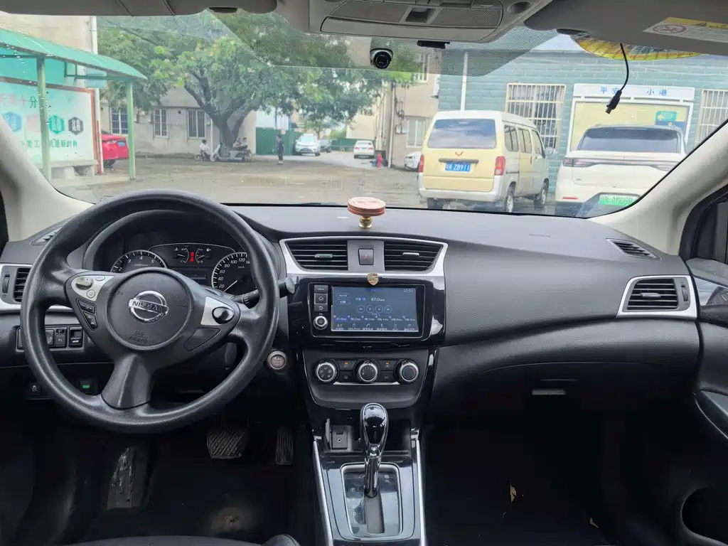 Nissan Sylphy — миниатюра 7