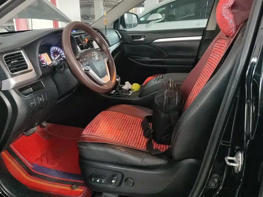 Toyota Highlander — миниатюра 9