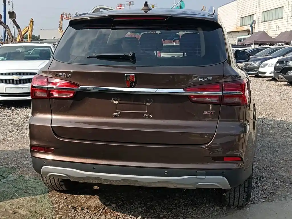 Roewe RX5 — миниатюра 4