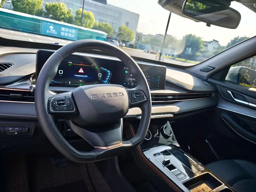 Exeed Zhaofeng C-DM — миниатюра 10