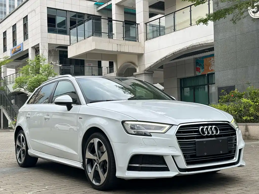 Audi A3 2019 Sportback 40 TFSI Sport V
