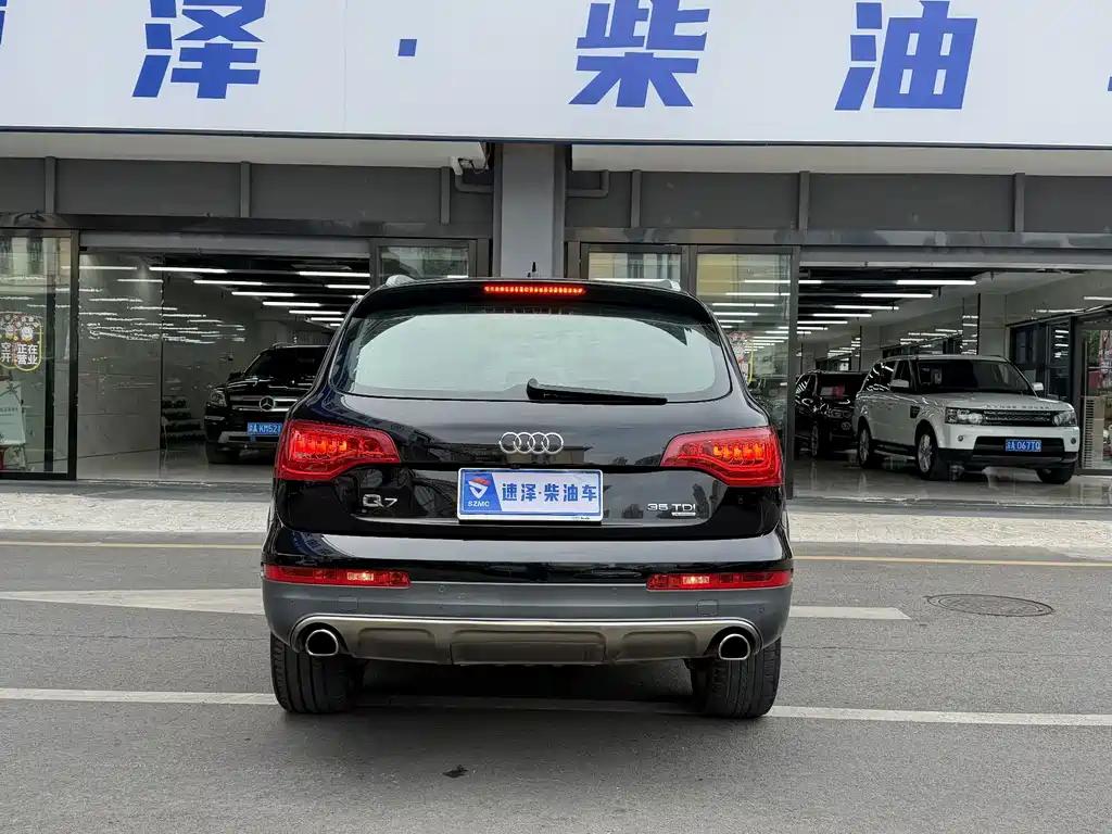 Audi Q7 — миниатюра 6
