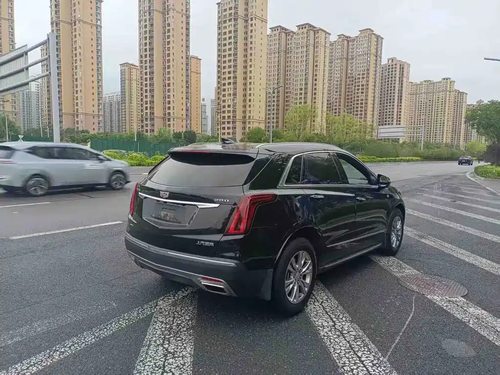 Cadillac XT5 — миниатюра 7