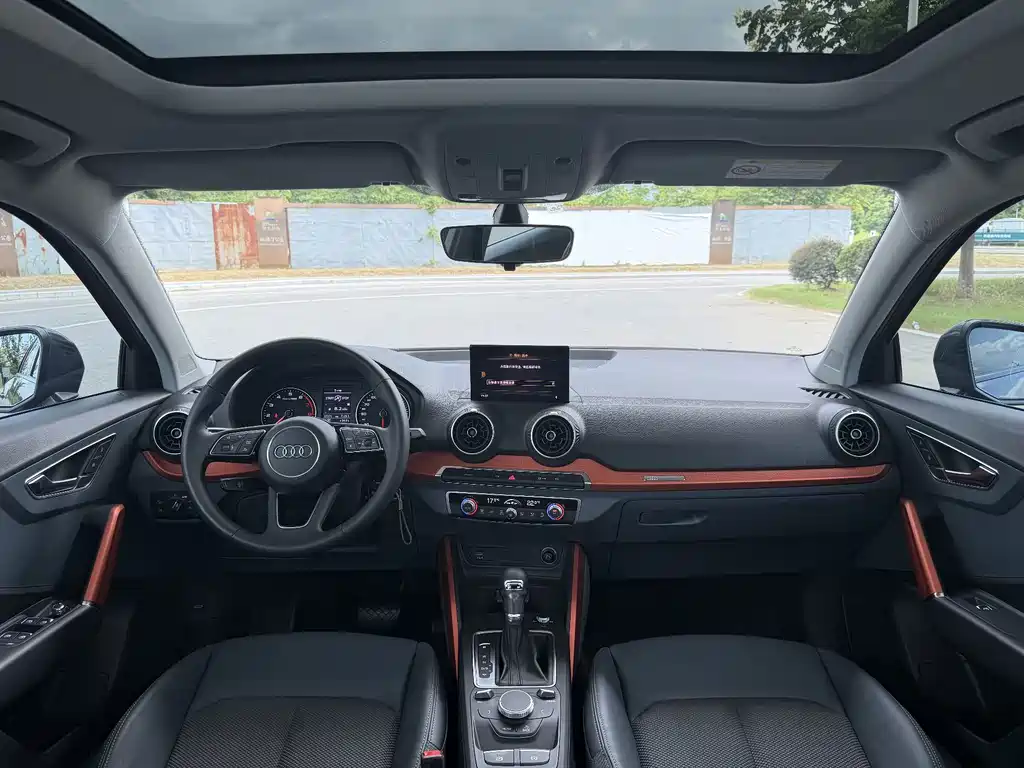 Audi Q2L — миниатюра 3