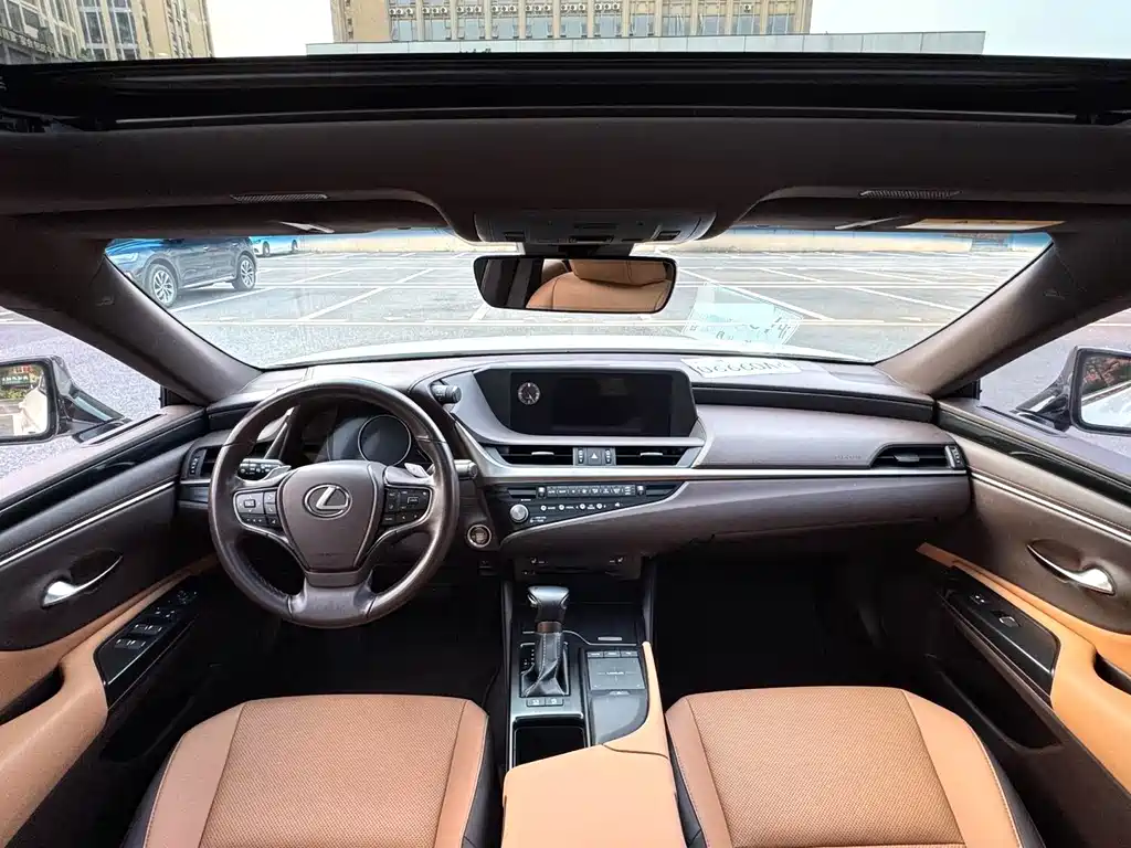 Lexus ES — миниатюра 4