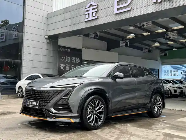 CHANGAN UNI T