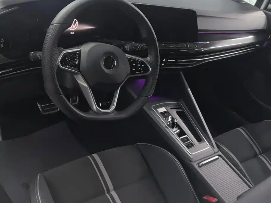 Volkswagen Golf — миниатюра 12