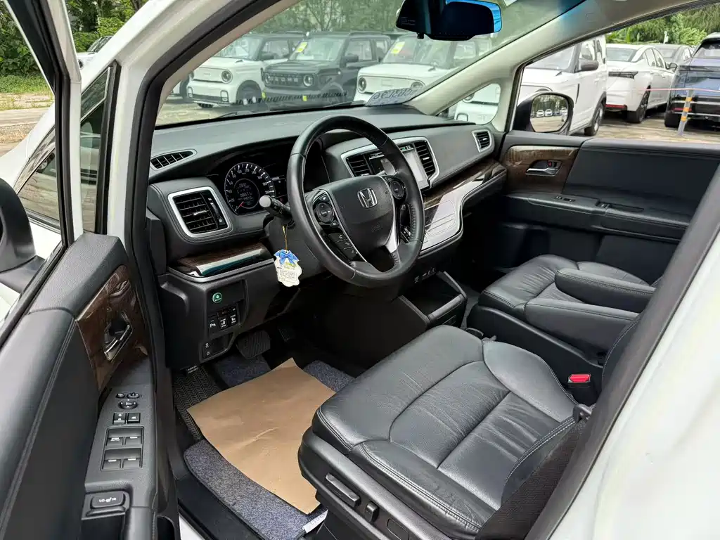 Honda Odyssey — миниатюра 4