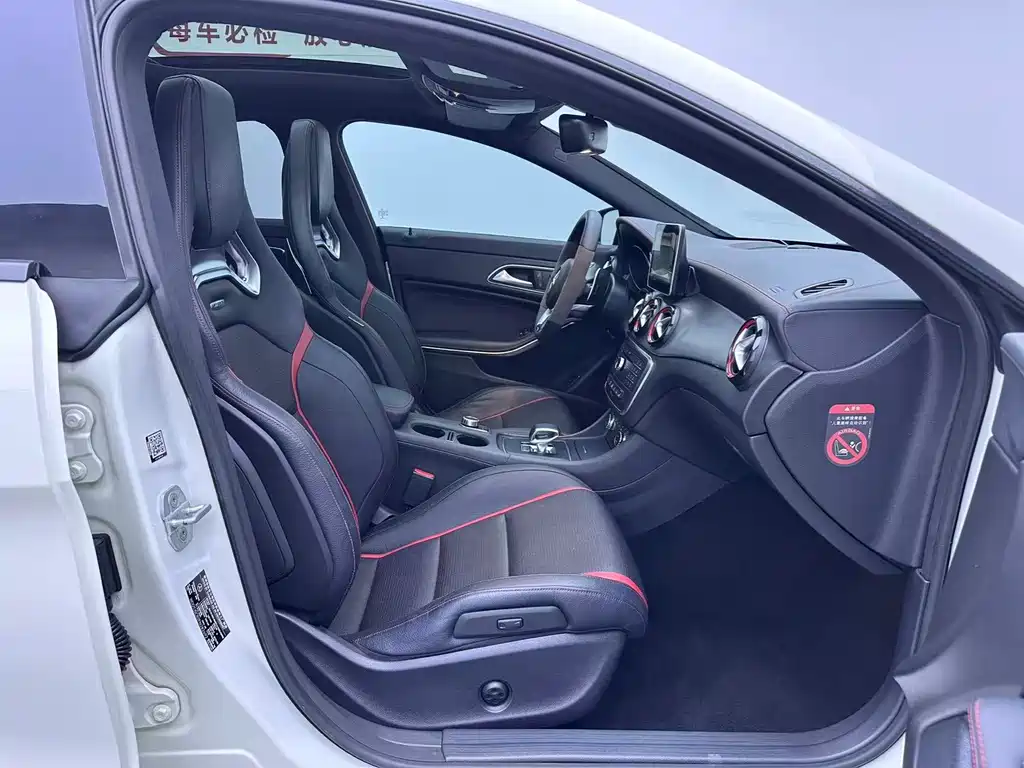 Mercedes-Benz CLA AMG — миниатюра 15