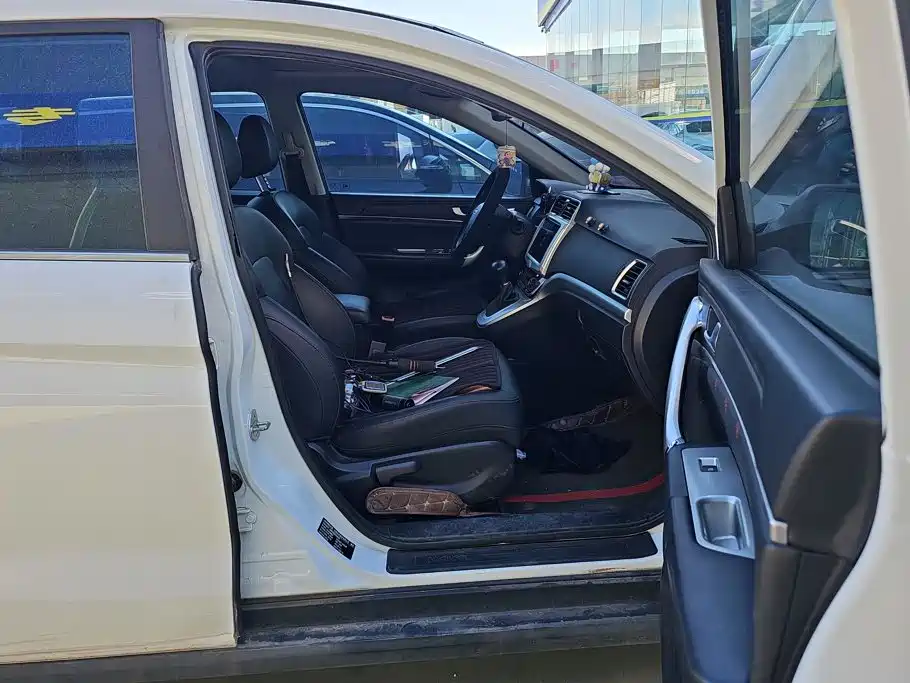 Haval M6 — миниатюра 8