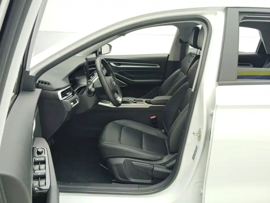 Geely Emgrand — миниатюра 9