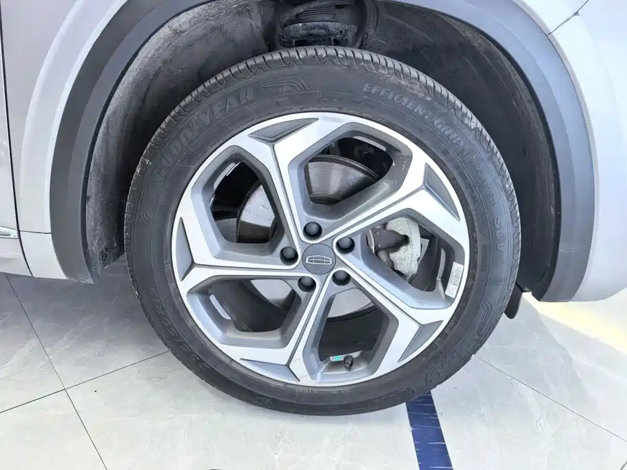 Geely Xingyue L — миниатюра 6