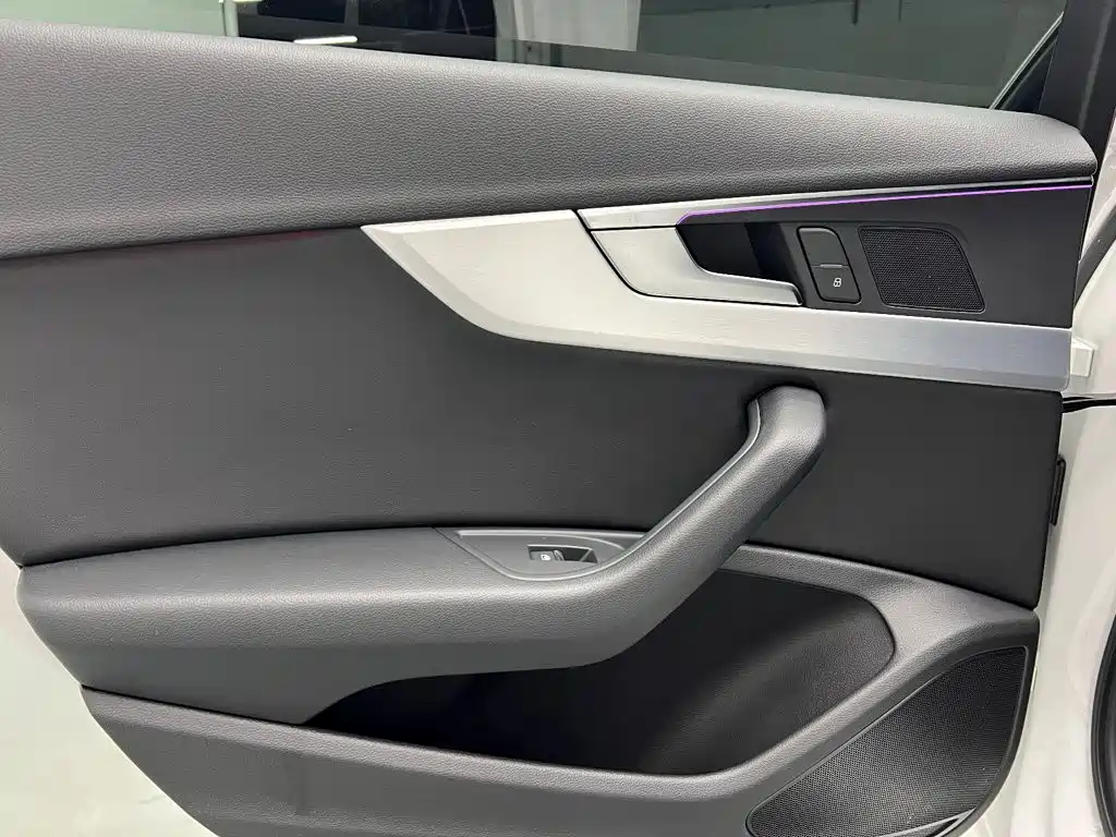 Audi A4L — миниатюра 15