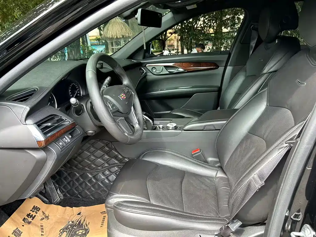 Cadillac CT6 — миниатюра 4