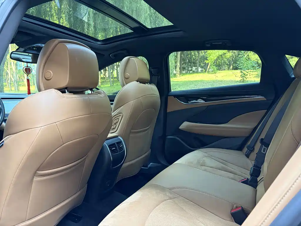 Buick LaCrosse — миниатюра 7