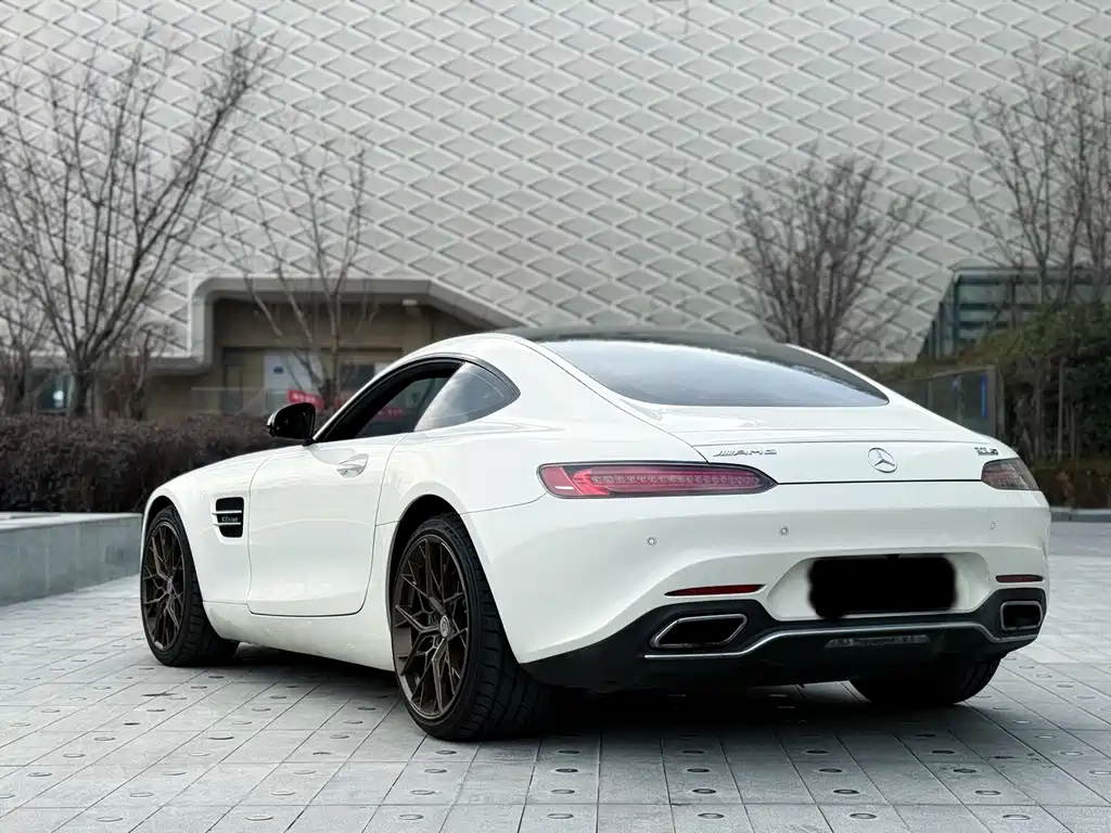 MERCEDES-BENZ AMG GT