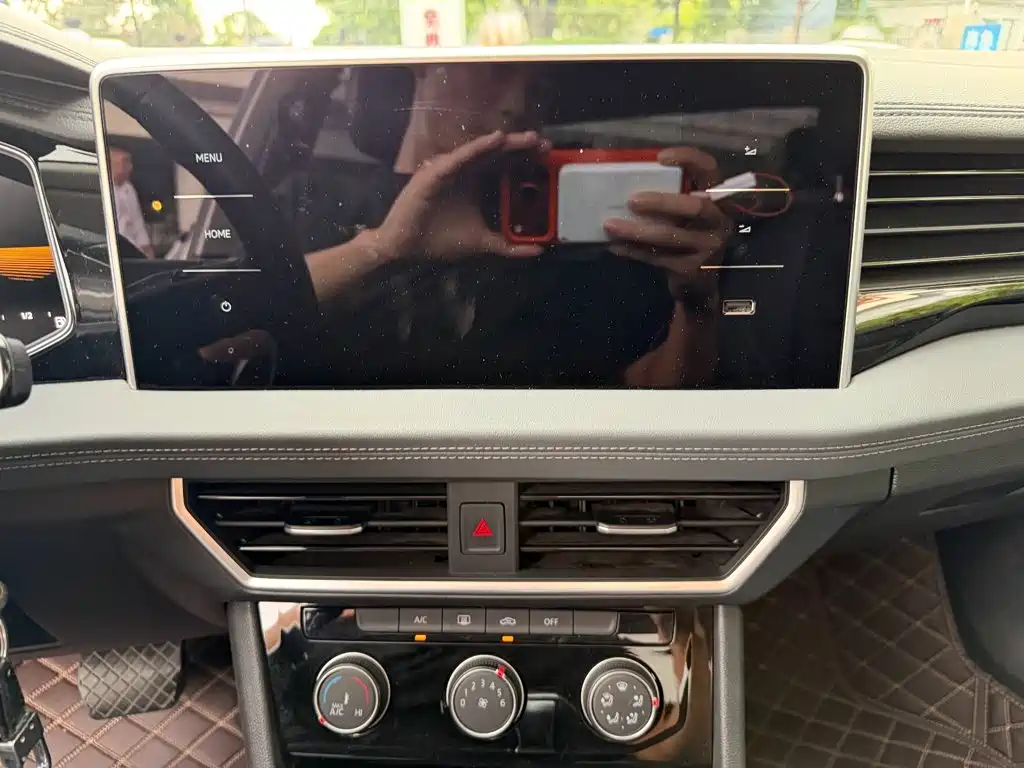 Volkswagen Sagitar — миниатюра 10
