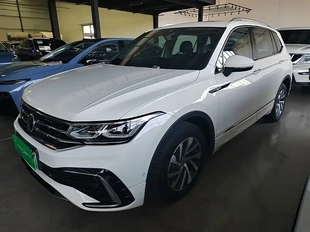Volkswagen Tiguan L PHEV