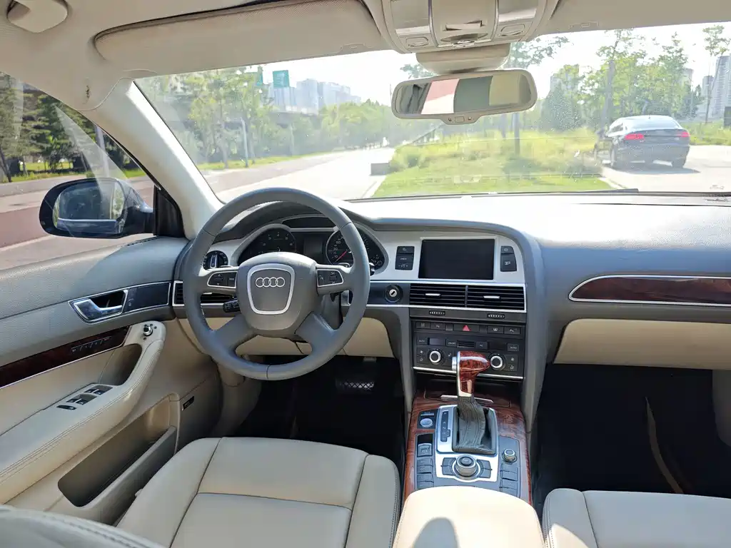 Audi A6L — миниатюра 6