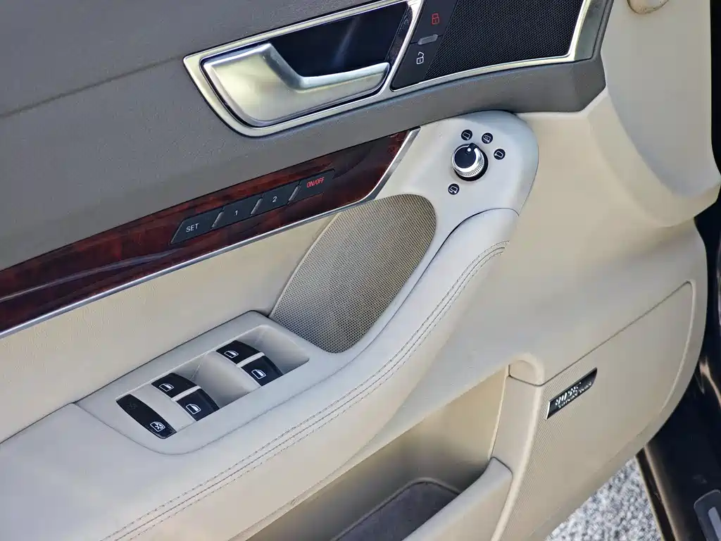 Audi A6L — миниатюра 8