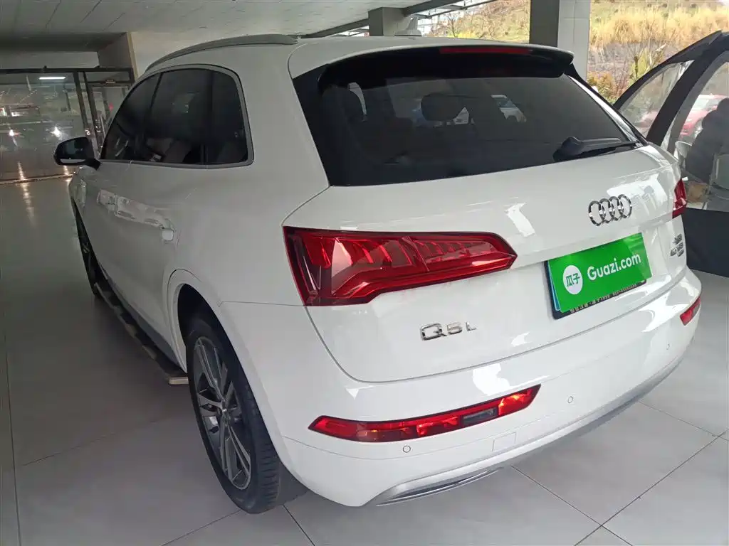 Audi Q5L 2020 40 TFSI