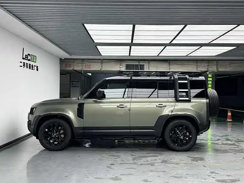 Land Rover Defender — миниатюра 6