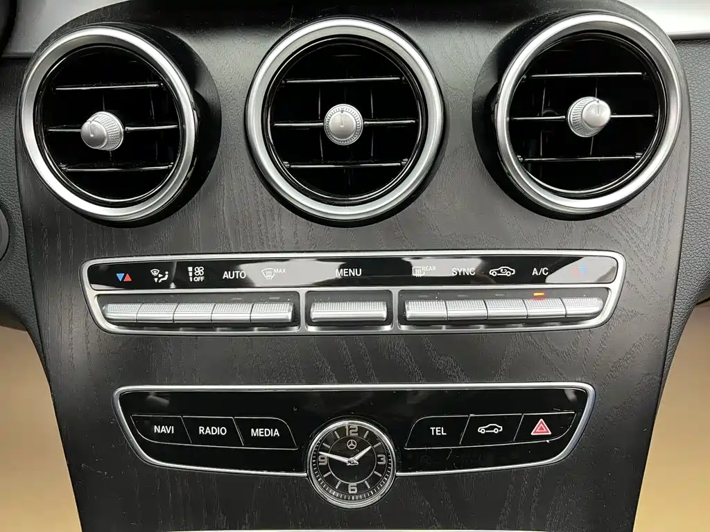 Mercedes-Benz C-Class — миниатюра 20