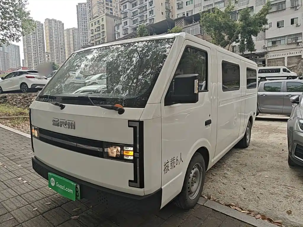 SRM Xinyuan E3L — миниатюра 2