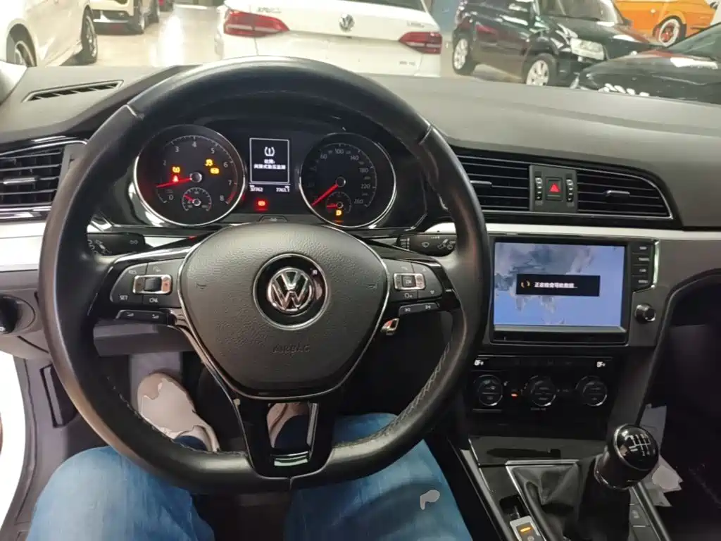 Volkswagen Lamando — миниатюра 10
