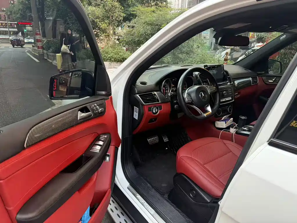 Mercedes-Benz GLE AMG — миниатюра 4