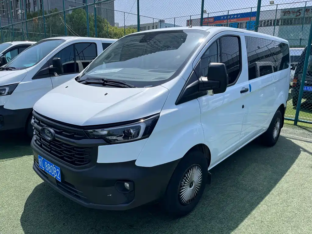 Ford Transit 2023