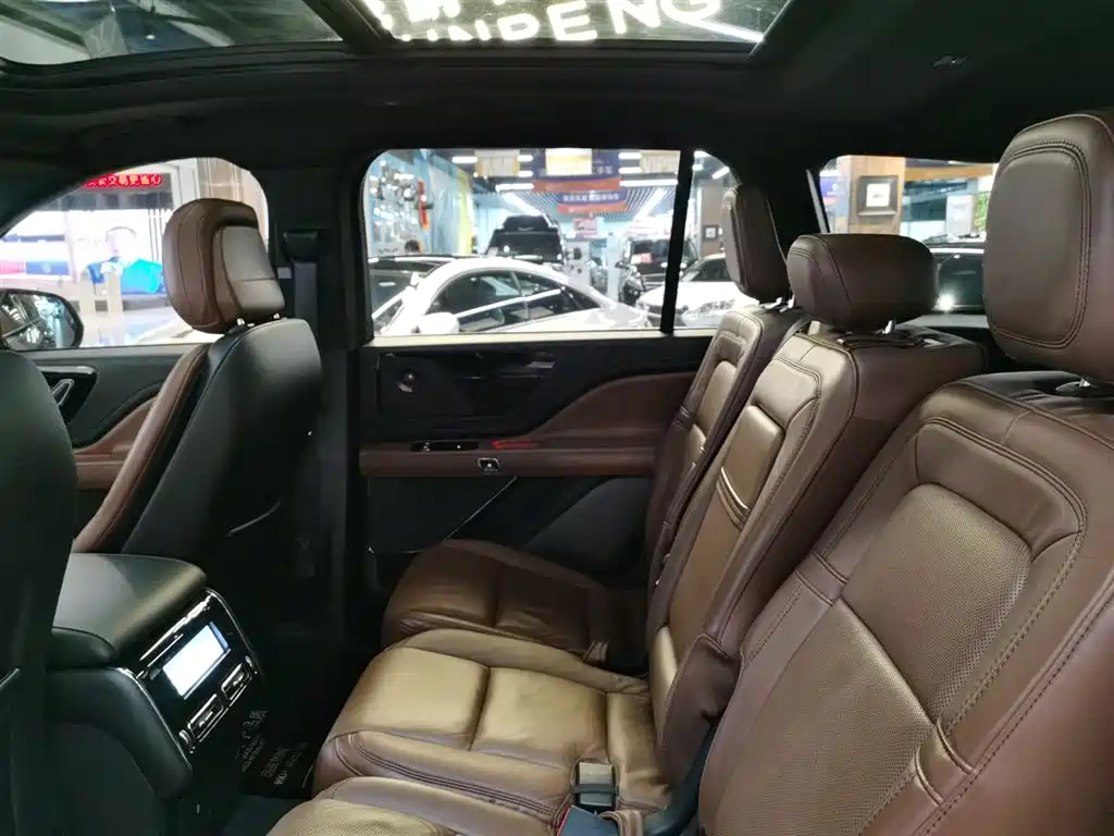 Lincoln Aviator 2020 3.0T V6