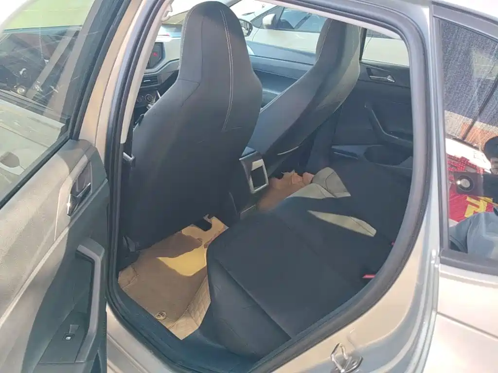 Volkswagen Polo — миниатюра 17