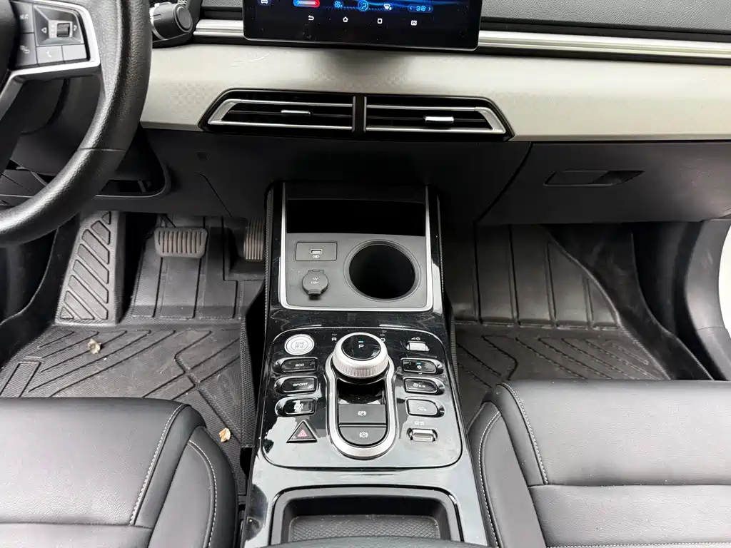 BYD Qin NEV — миниатюра 13